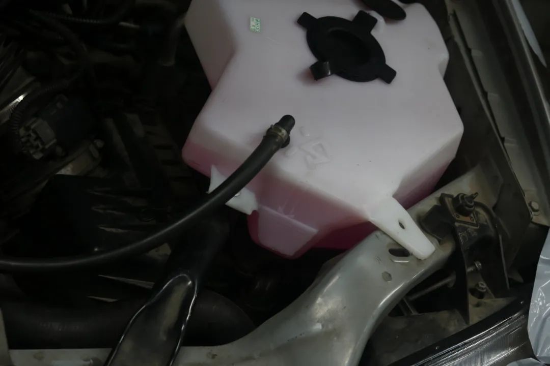 12款经典gl8车身翻新,怪兽修车老车翻新