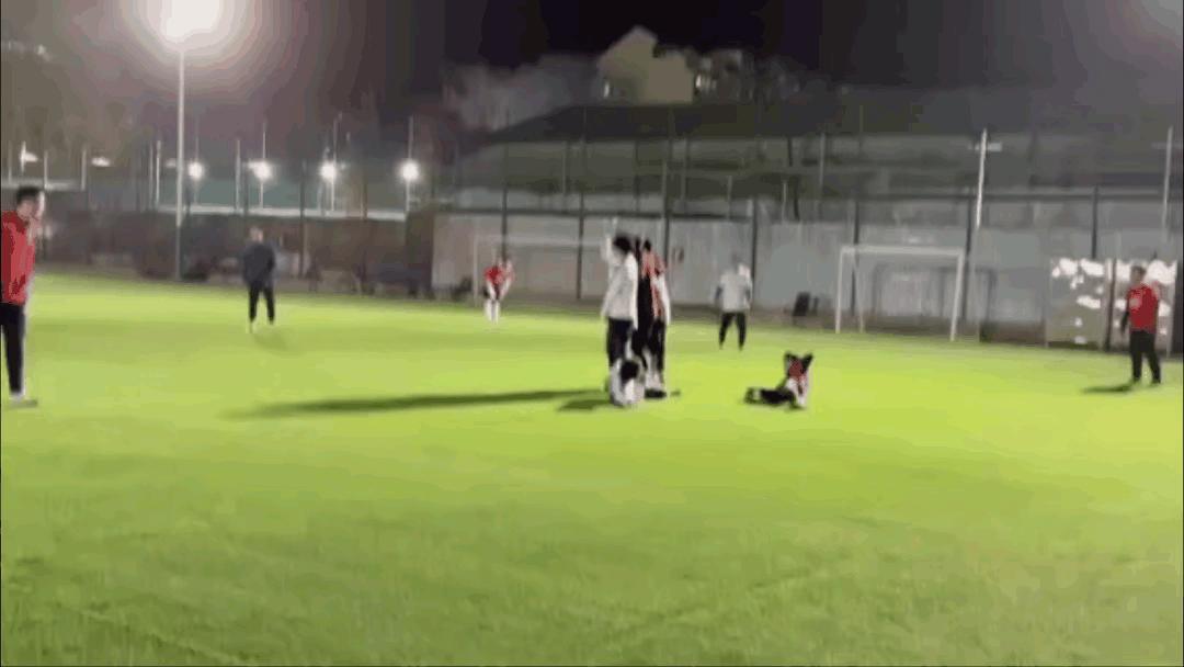 鹿晗大瓜来龙去脉,年度大瓜鹿晗和关晓彤