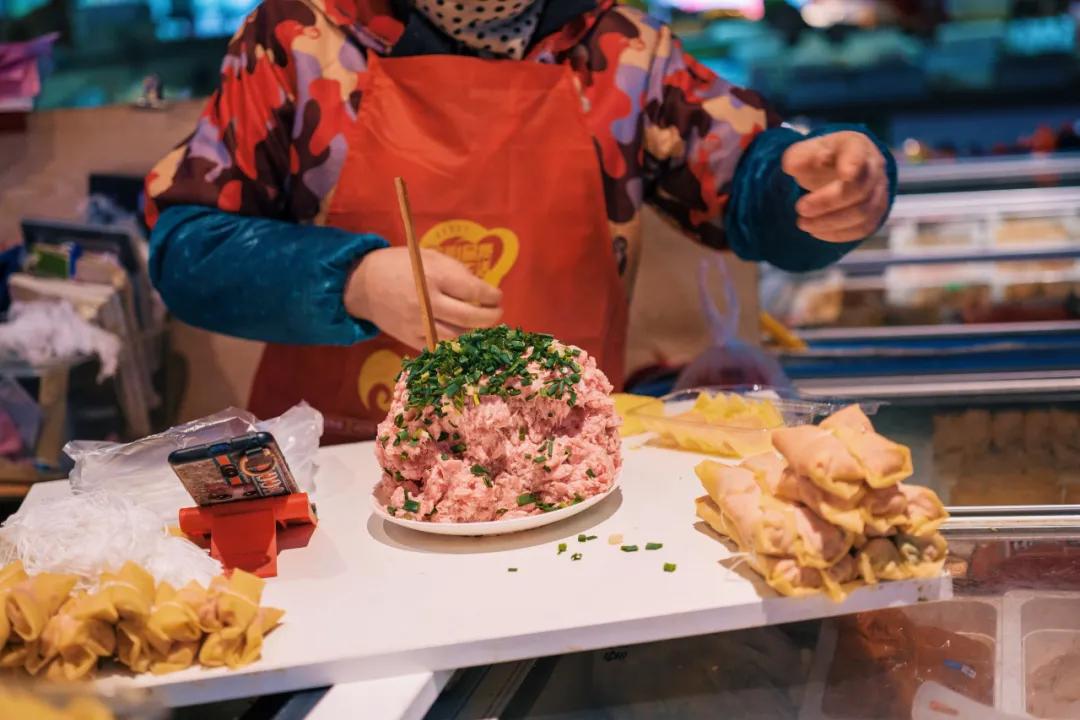 没想到有一天，在菜场被馋哭