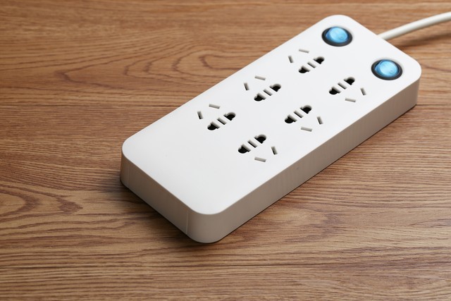 电脑显示器显示黑屏显示模拟信号,台式电脑显示无信号黑屏怎么回事