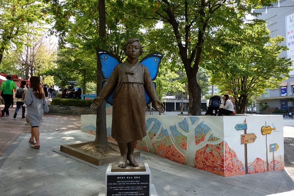 未曾想过的首尔之旅（8）——梨花女子商业街