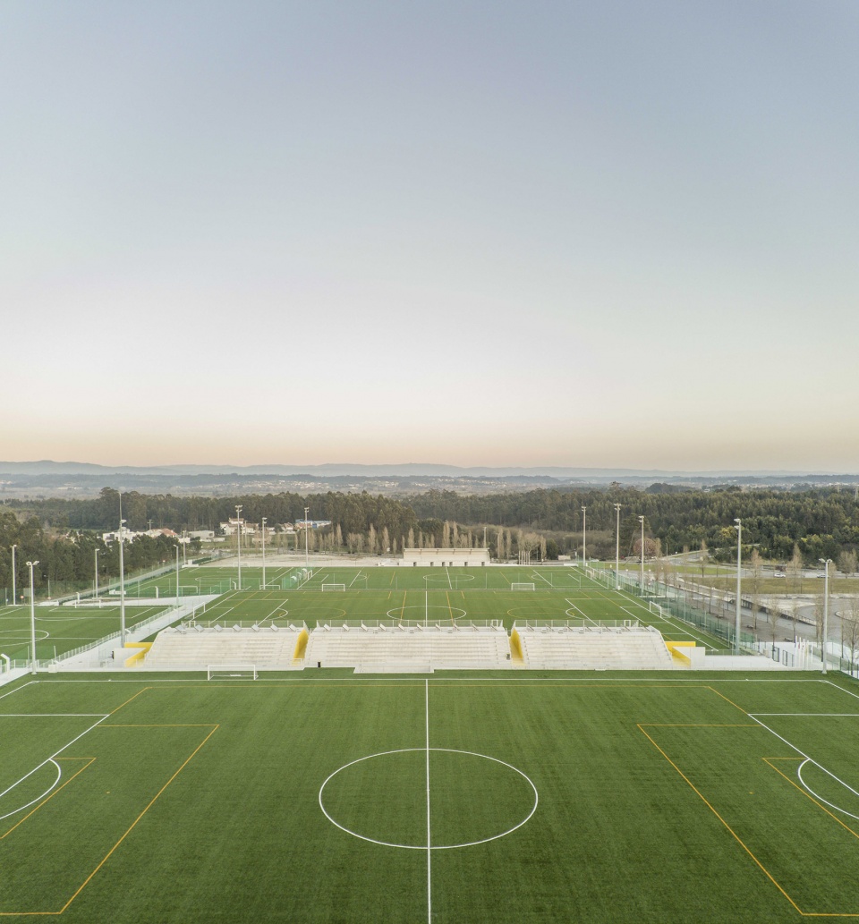 grandstands,grandstanding