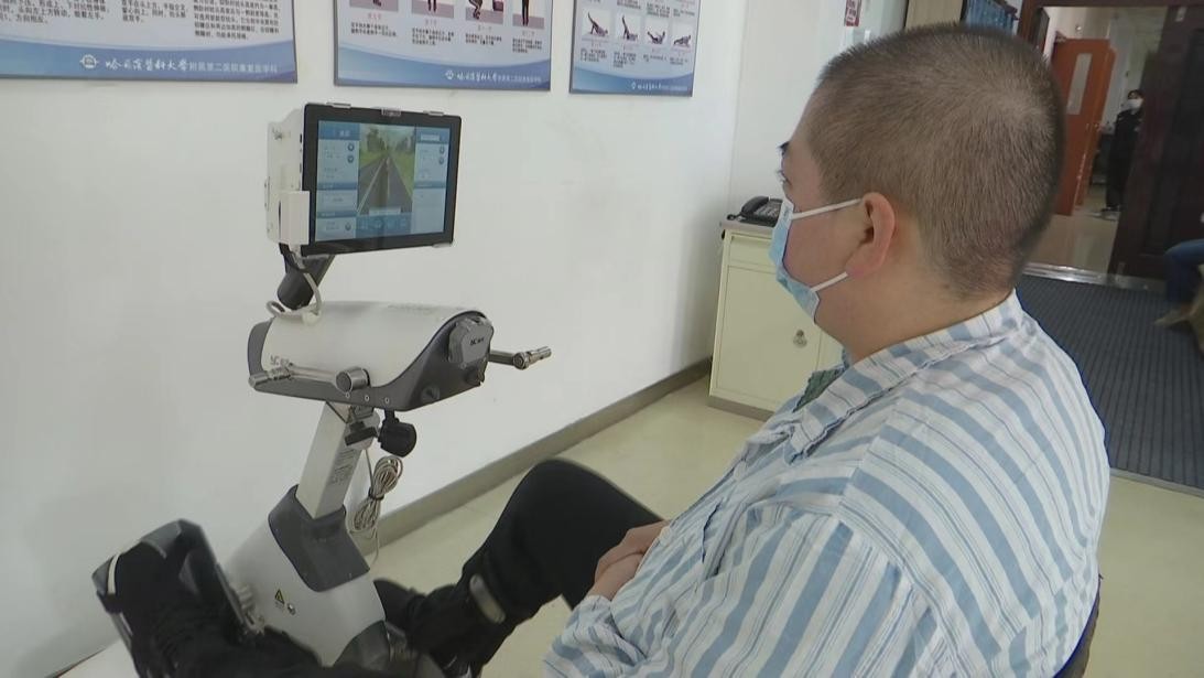 偏瘫患者辅助向患侧翻身步骤,偏瘫患者辅助和自主翻身