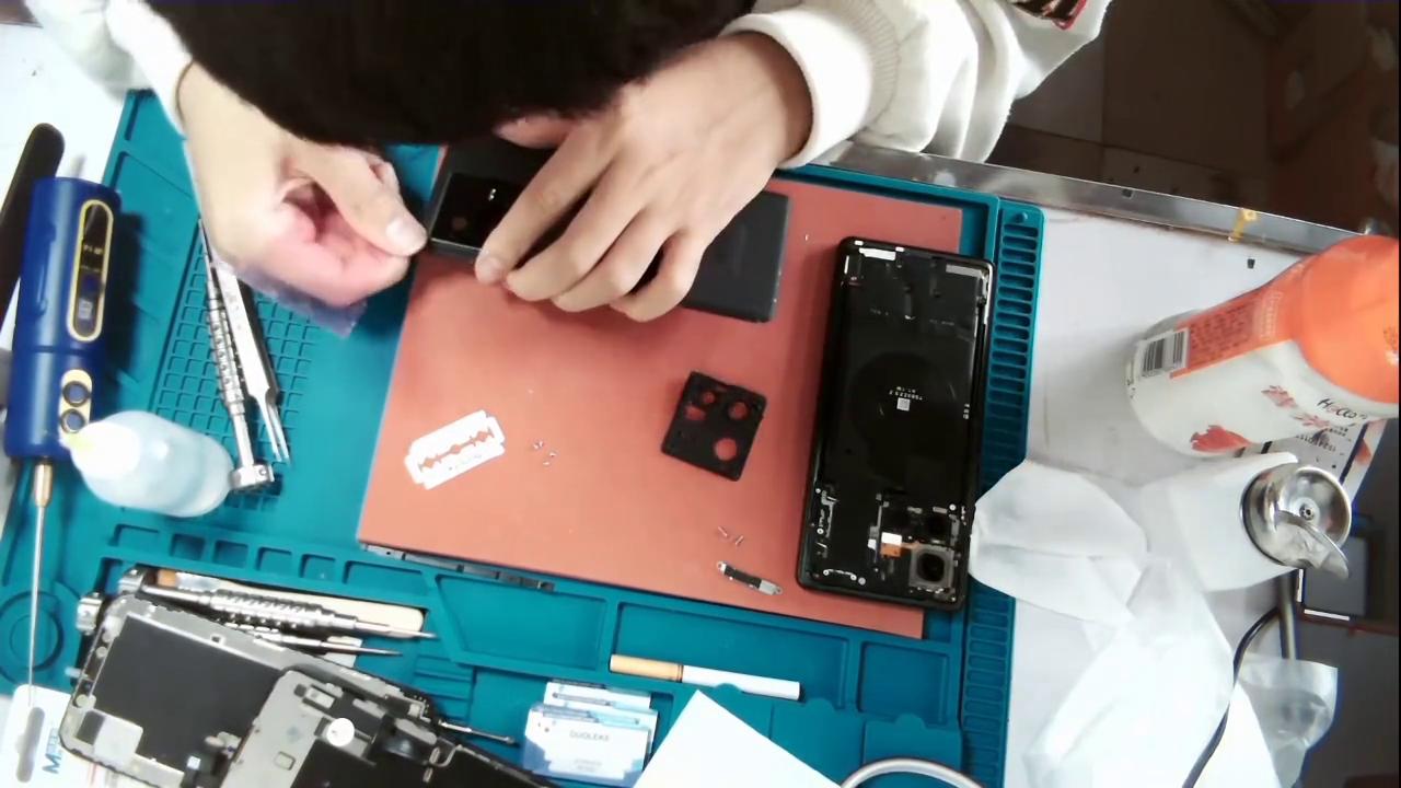 维修手机爆屏,vivo手机爆屏怎么修复