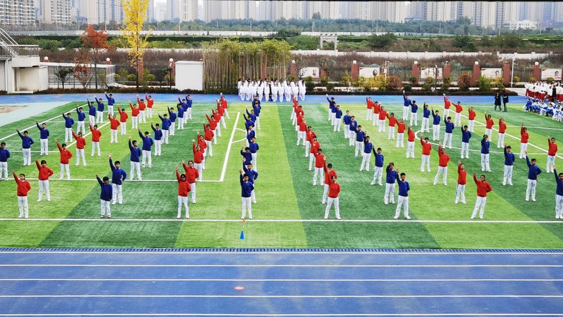 西安高新第四完全中学和第一学校,西安高新区第四完全中学