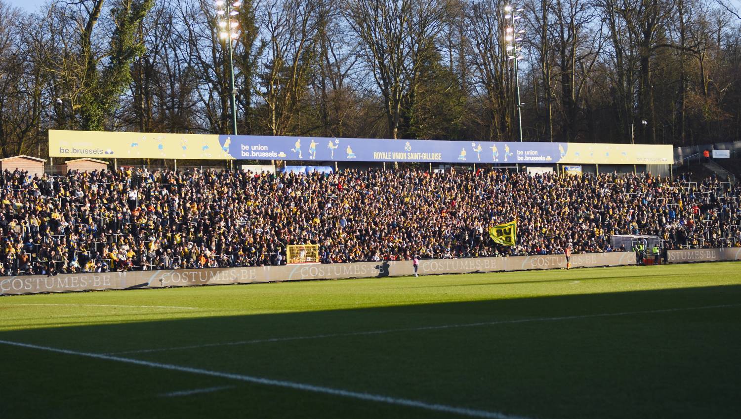 欧战首秀就晋级淘汰赛的圣吉罗斯联：塞纳河畔的过气豪门