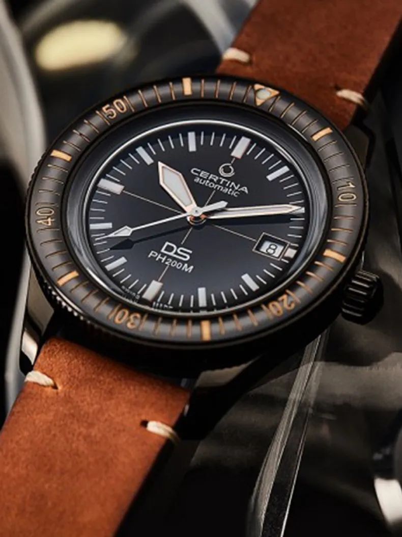 为什么天梭和浪琴不能比,天梭浪琴欧米茄机芯一样吗