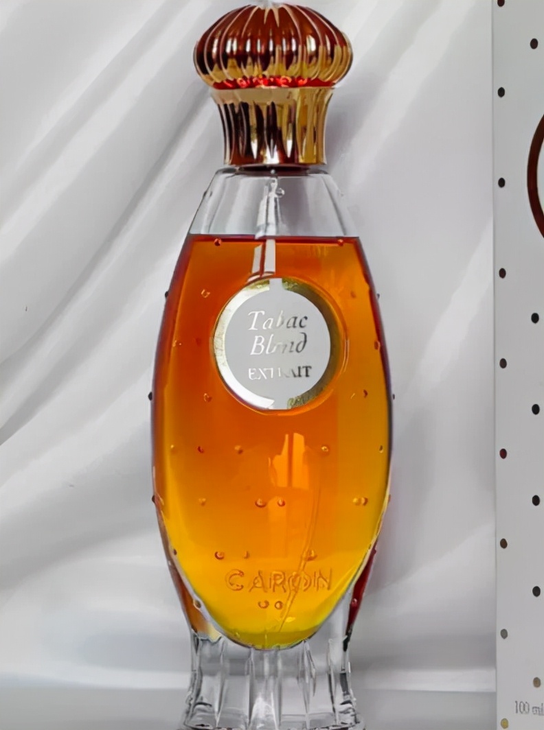 有些人喜欢精装修,男朋友没钱却要精装修