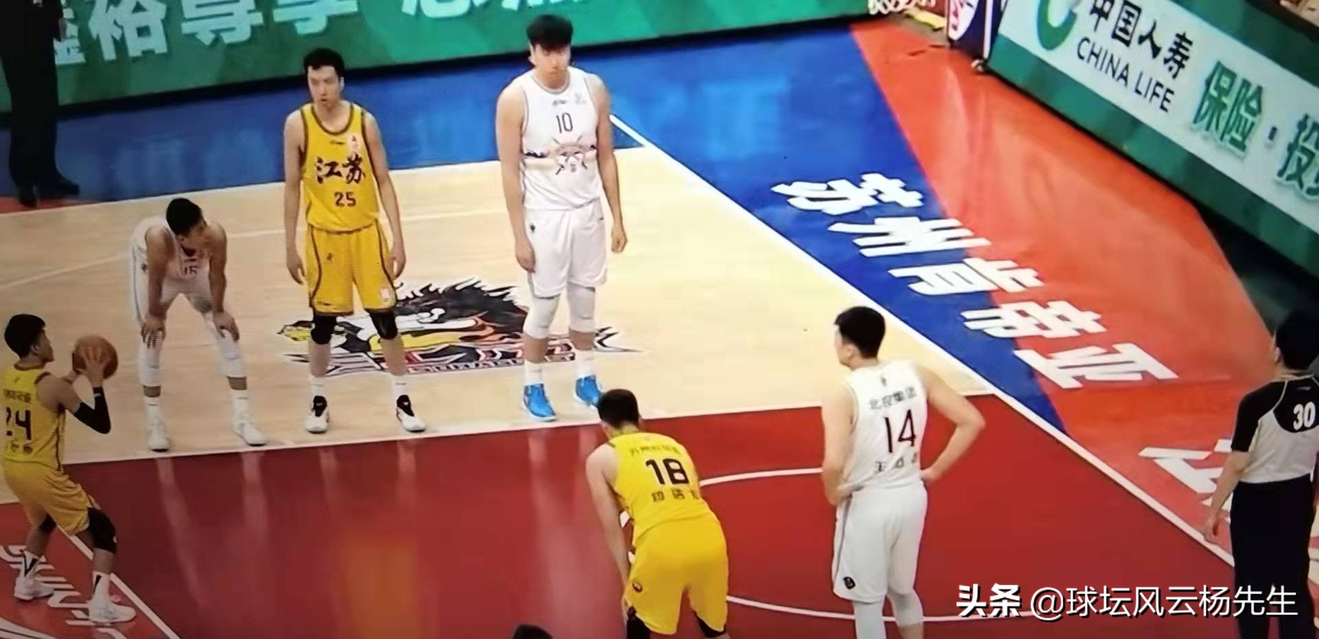 崔晓龙违体犯规2次被罚离场，北京控股战胜苏州肯帝亚拒绝四连败