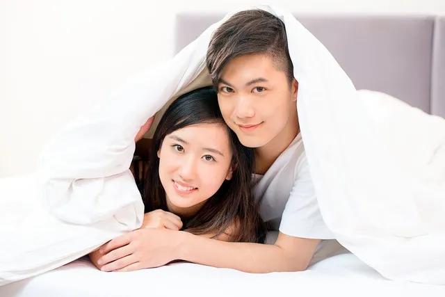 男朋友爱你为你做的十件事,男朋友为你做过8件事说明爱你