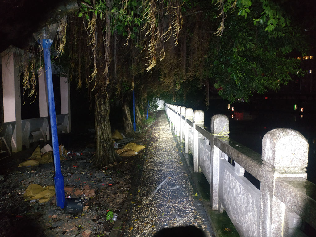 fenixtk22和c7比较,fenix菲尼克斯tk22ue