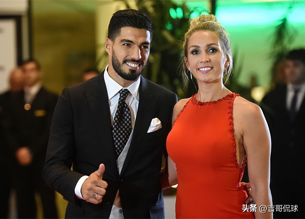 苏亚雷斯与女儿照片,苏亚雷斯女儿利物浦