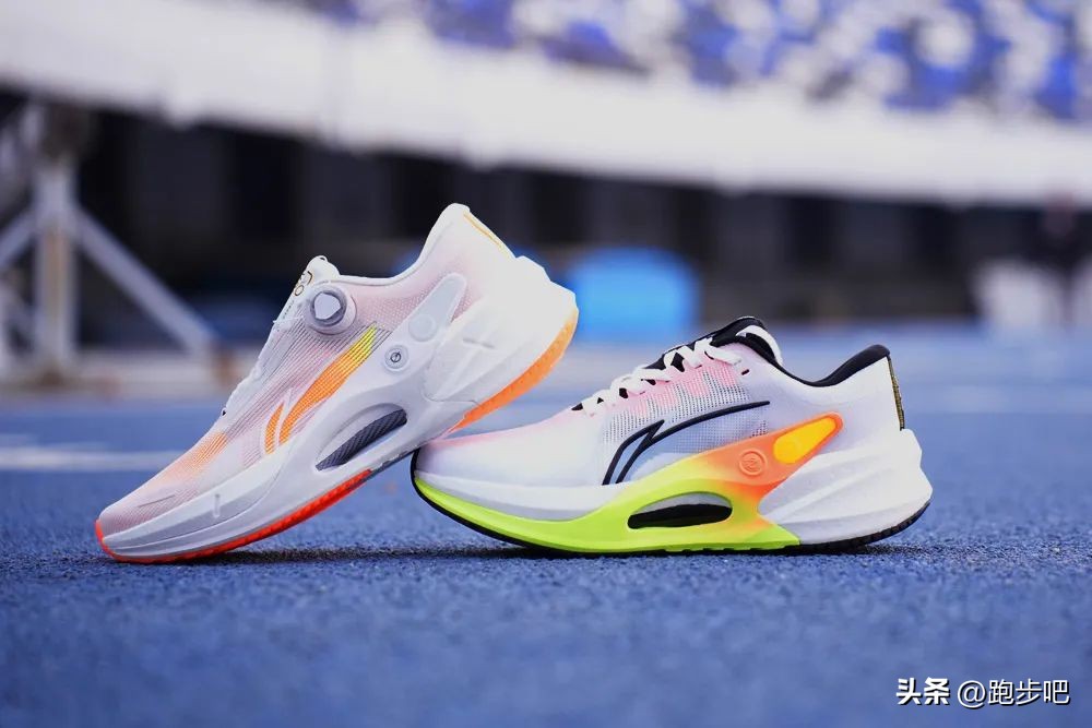 李宁烈骏7和7Pro配置,李宁烈骏7和烈骏7pro哪个好