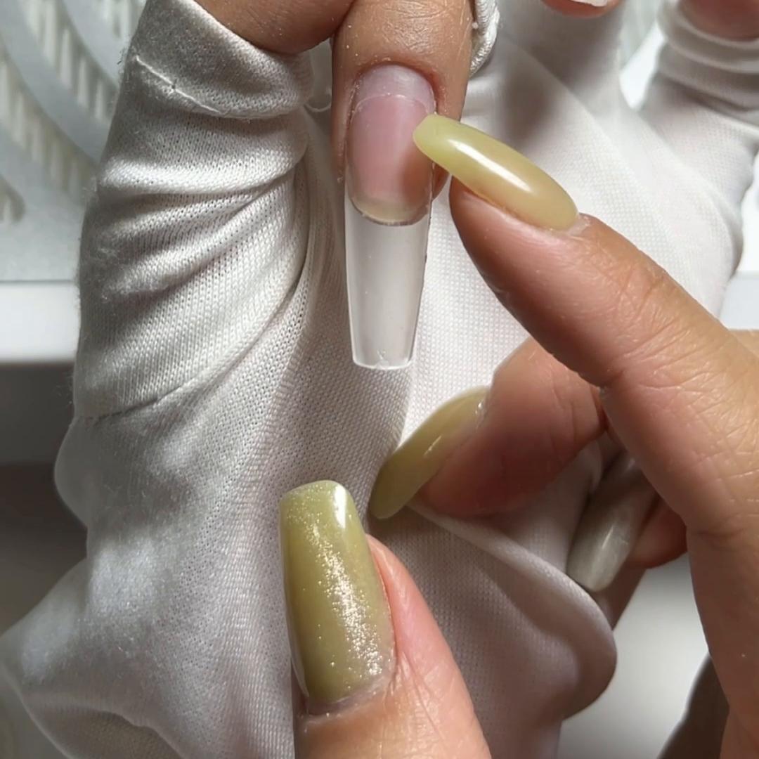 有护层的指甲怎么卸甲,打磨指甲卸甲的正确方法