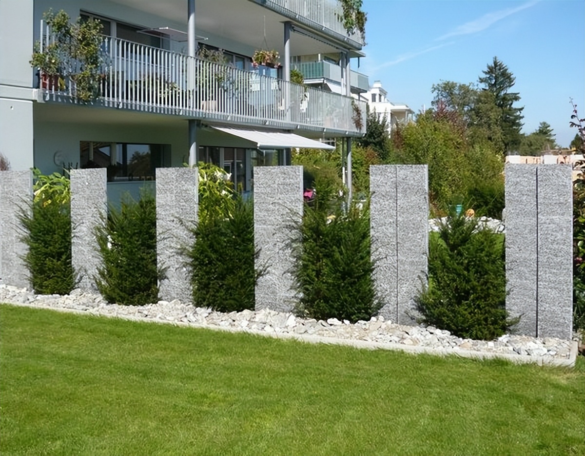 小院不铺砖设计,用红砖设计小院