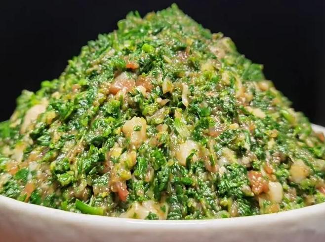 荠菜包饺子简单调馅料的方法,荠菜包饺子怎么做才能保持绿色