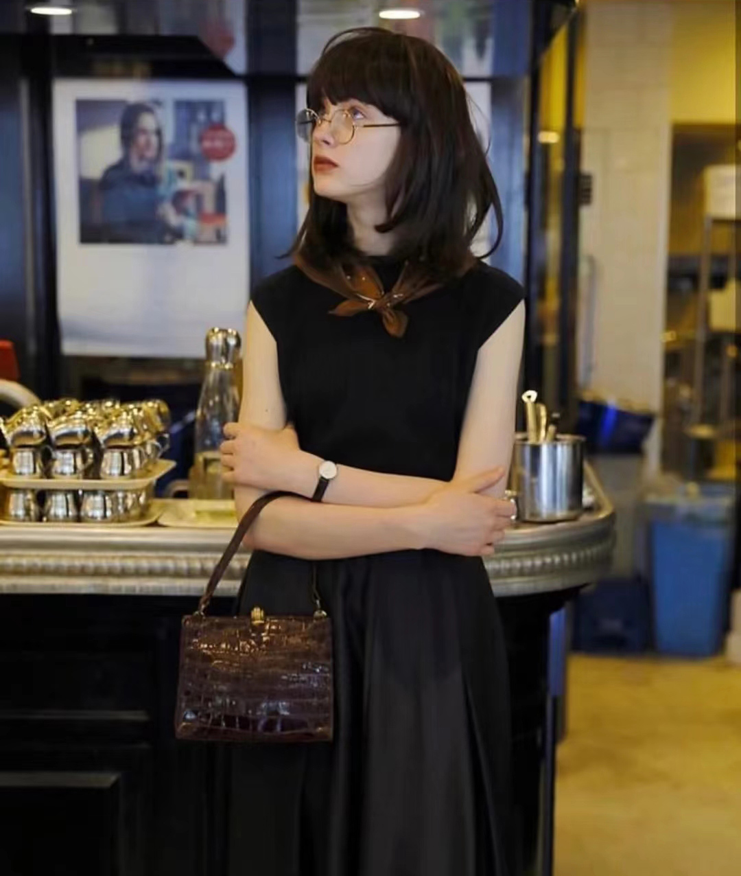 初秋简单实用的基础款穿搭,20套早秋穿搭每一件都疯狂心动