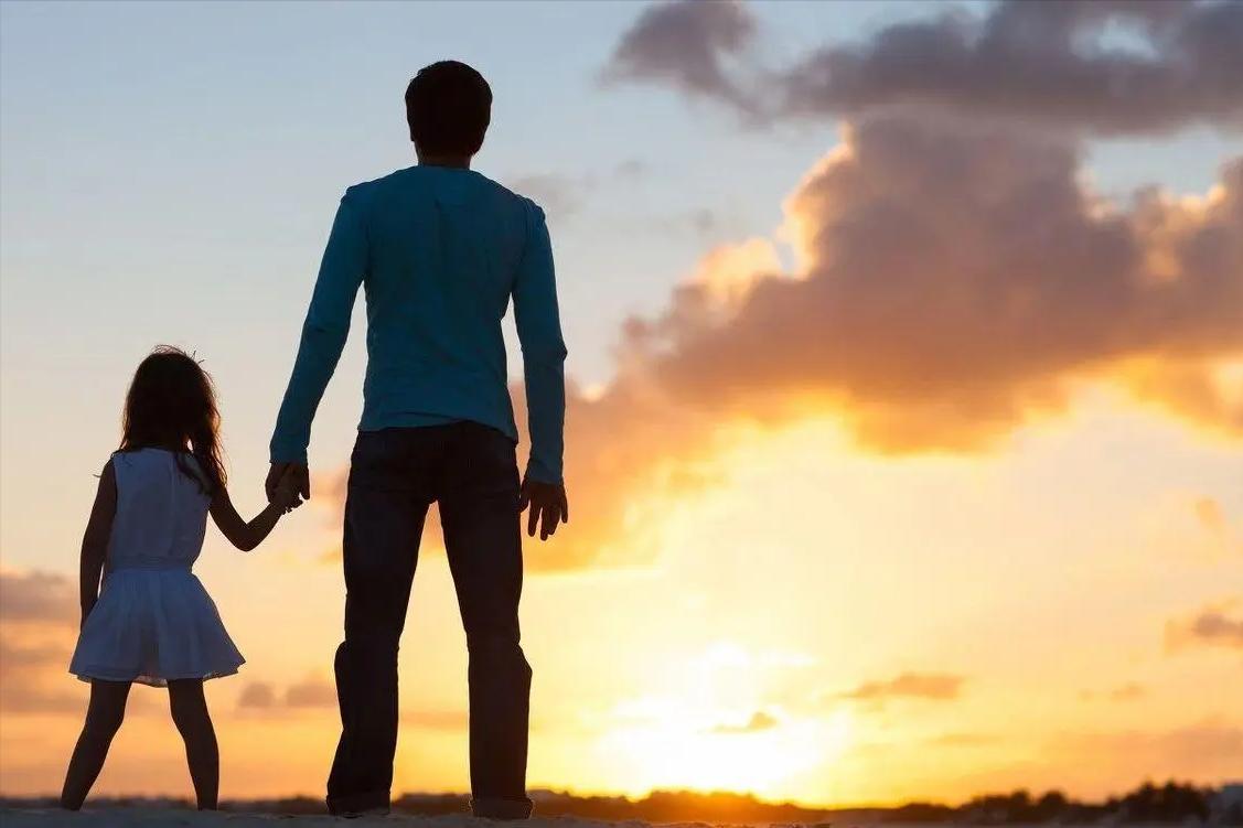 女大要避父！2020年*兽禽**父亲醉后竟*暴强**亲生女儿，警方：*兽禽**不如