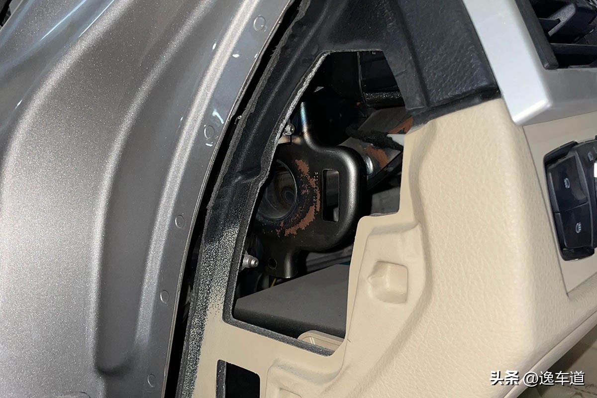 开了六年的宝马320如今只卖四折，划算吗？网友：买得起修不起