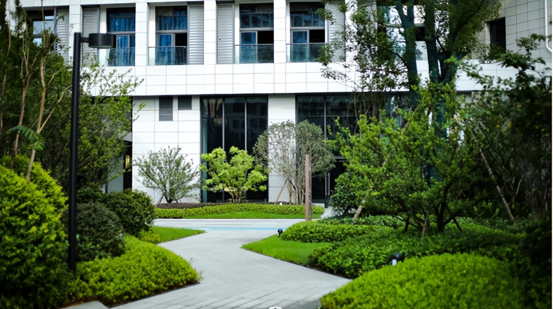 别只盯着湘江!这个一线临河大平层,才是长沙豪宅新贵