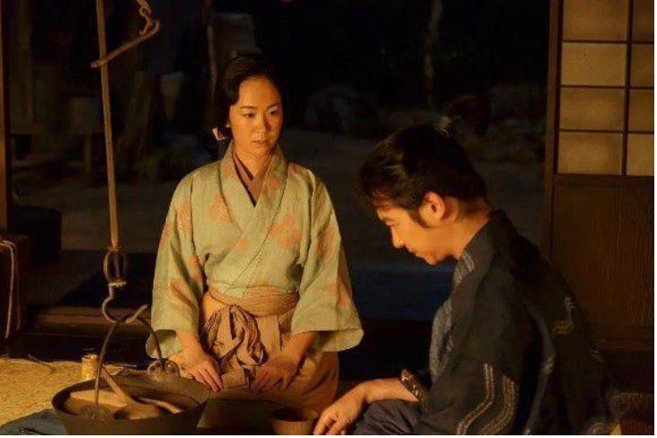 日本奇葩陋习“夜爬”，为了人口繁衍不择手段，上世纪才被废止