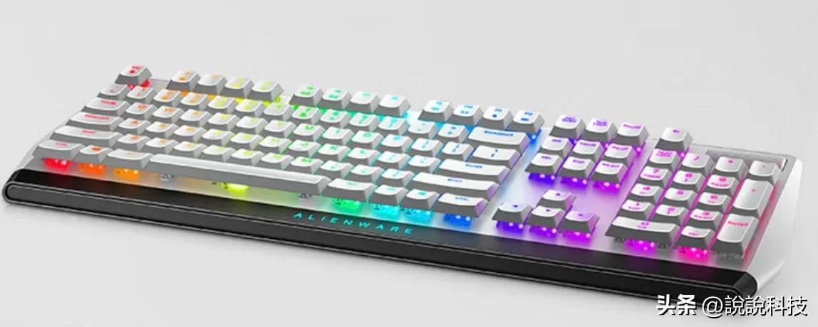 原来外星人也有便宜货，只要1599元，爱玩游戏的都能用得上