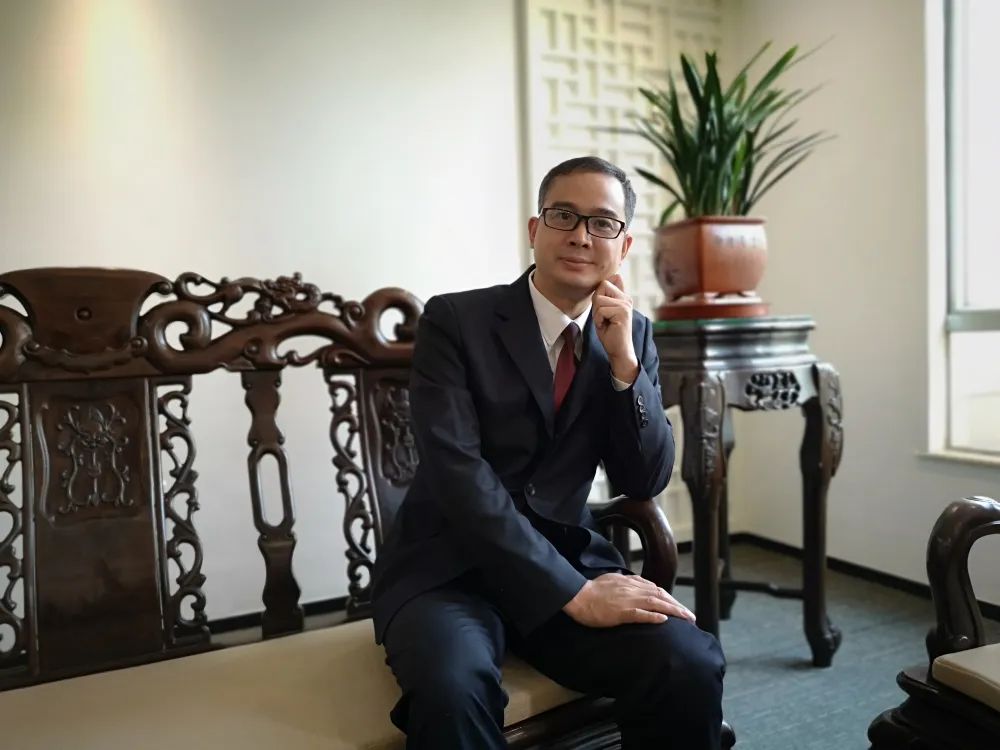 侵犯商业秘密罪罪名分析及案例,侵犯商业秘密罪中危害行为的认定