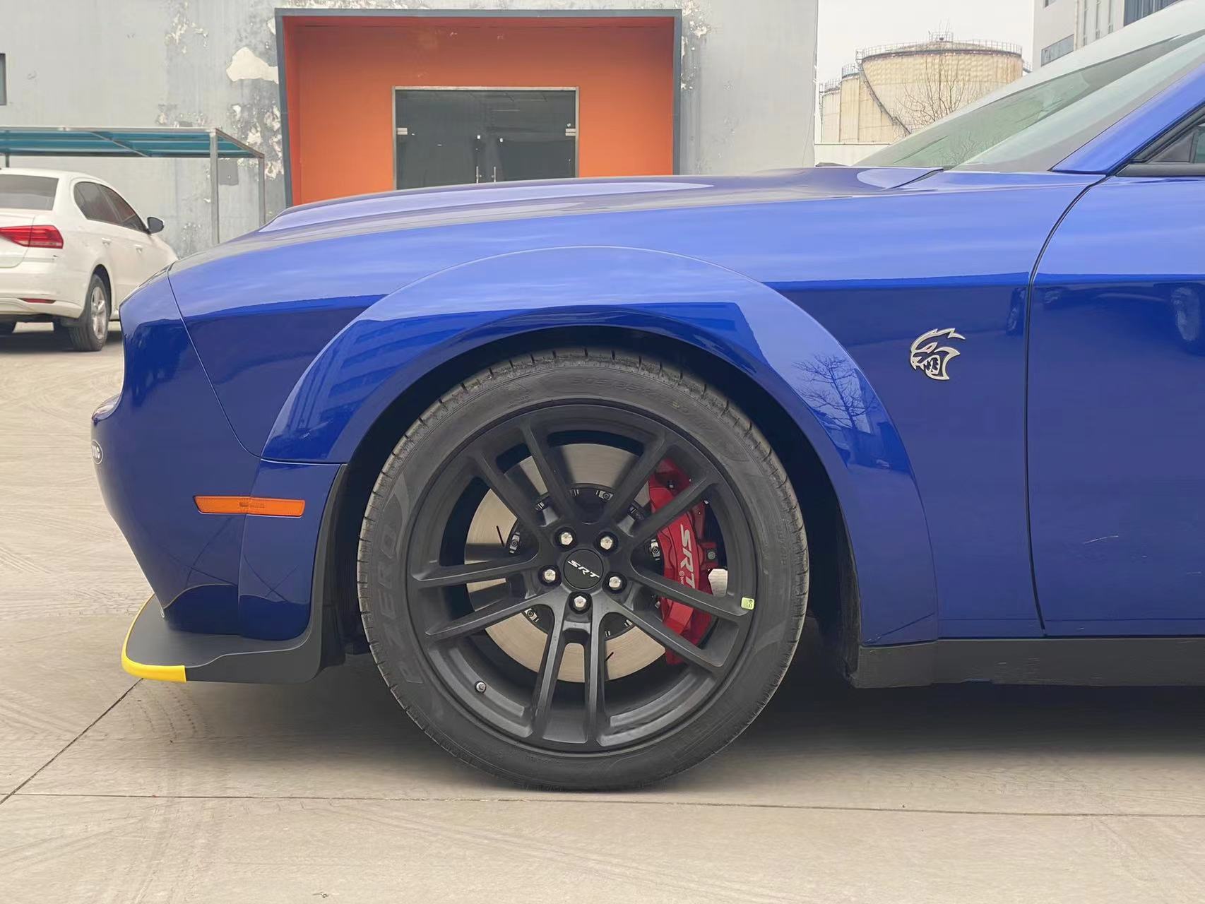 1800匹地狱猫,道奇地狱猫挑战者717马力