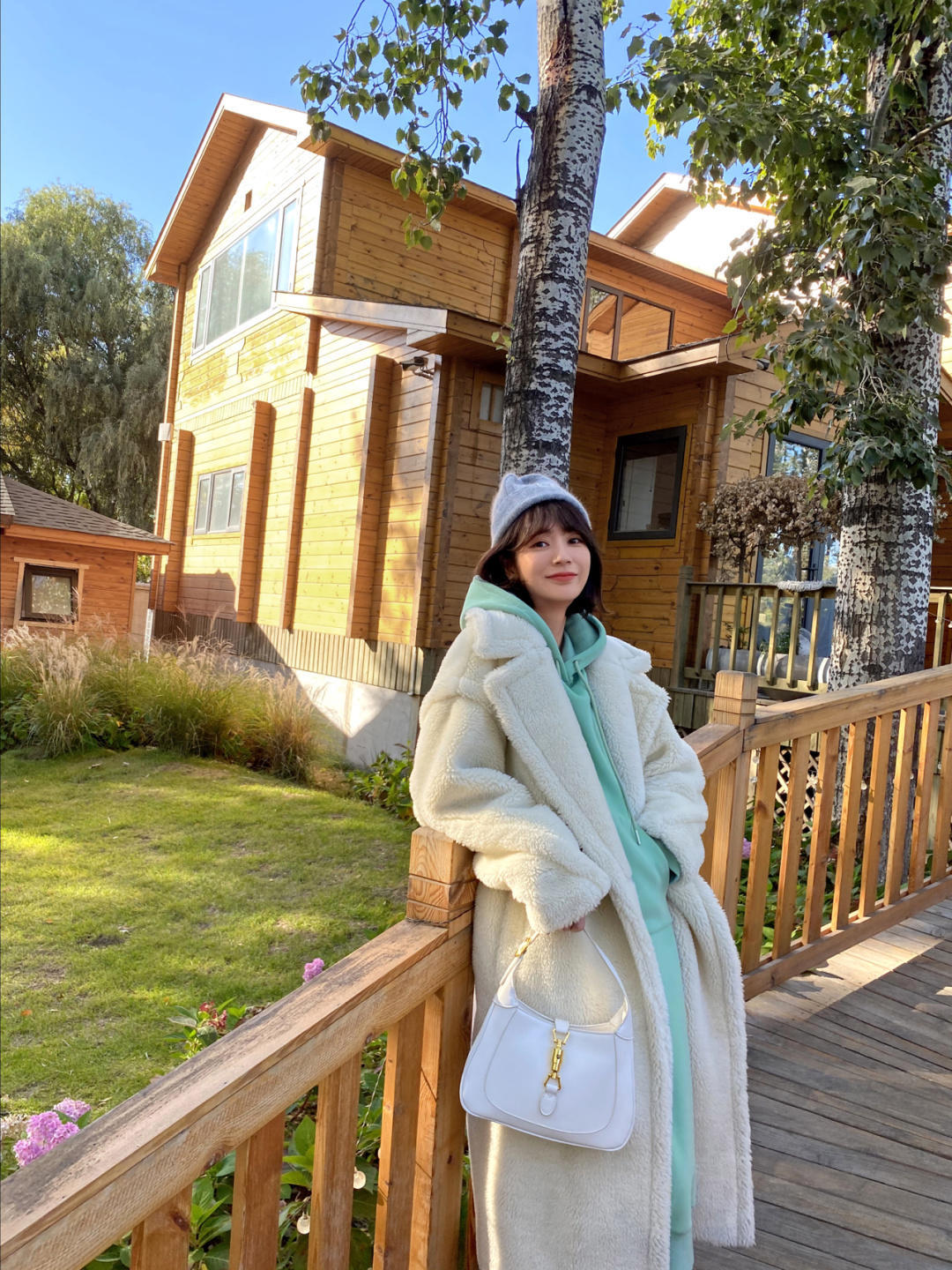 秋冬季高级感羊羔绒外套慵懒风,软糯糯羊羔绒外套