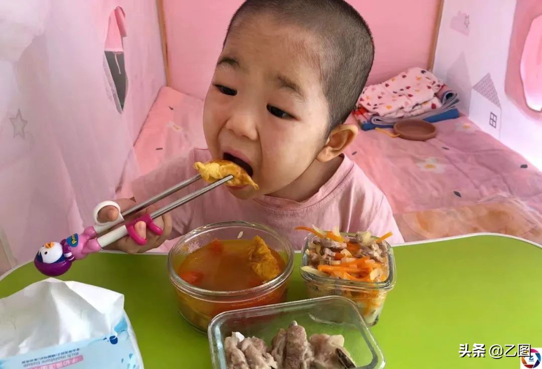 小孩一直高烧39到40度不退怎么办,小孩子发烧40度一直不退是为什么