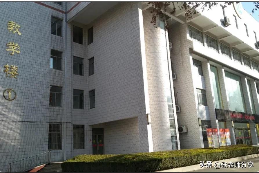 听说这个校园全是学霸！不是清华就是北大！先睹为快！