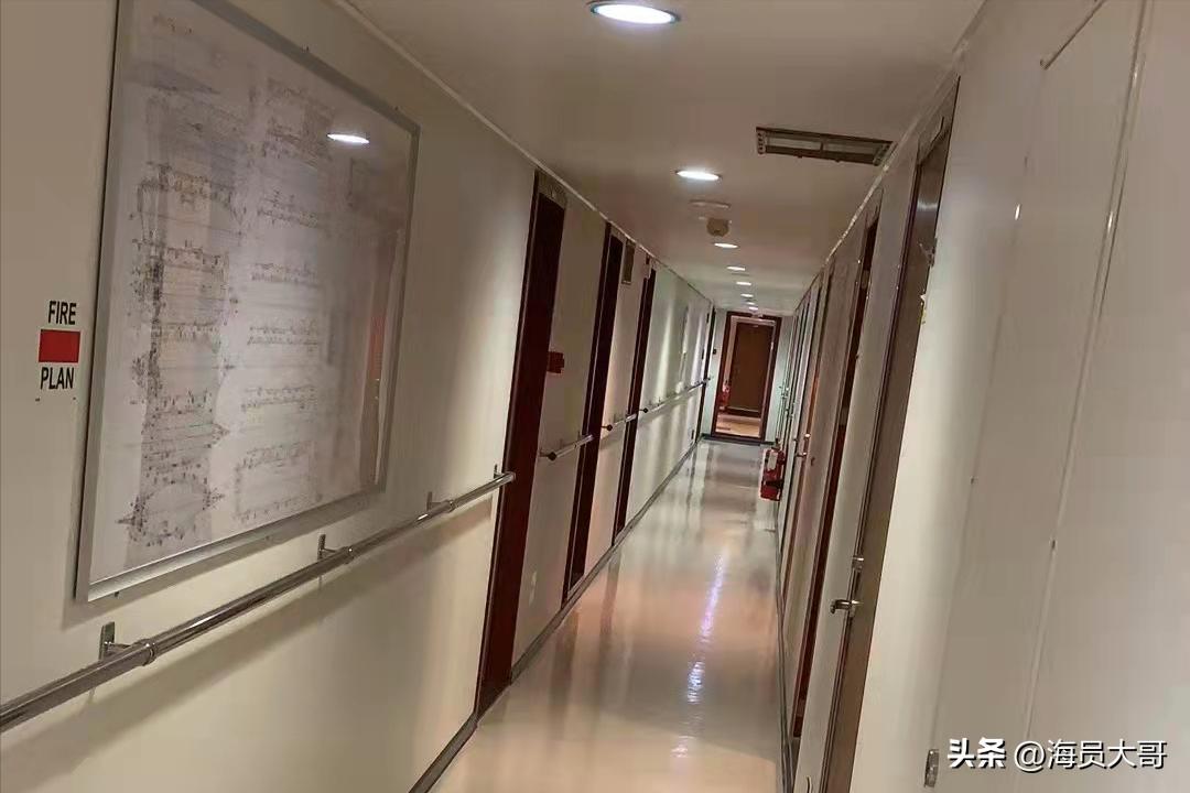 满载30万吨原油回国遭遇强台风,满载30万吨原油回国路上遭遇风暴