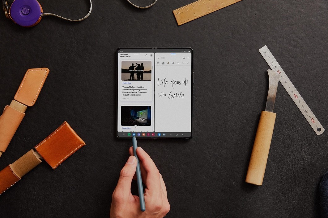 三星galaxyzfold4侧边如何使用,三星galaxyzFold4使用方法