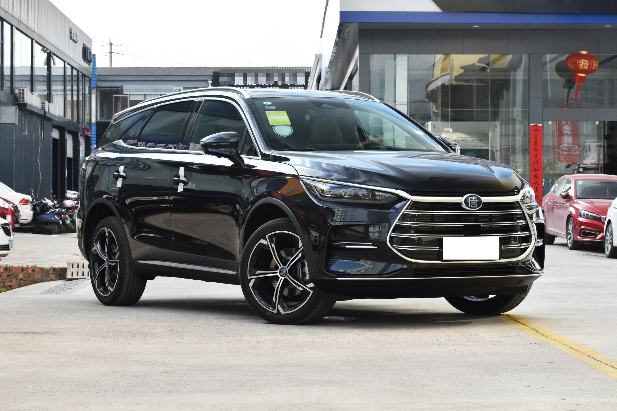 买省油的中型SUV，首选这2台，7.1秒破百，油耗低至5L，真实在
