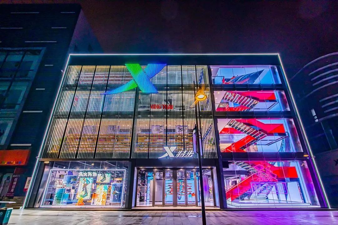 安踏官宣签约欧文李宁,曝欧文将签约安踏照片