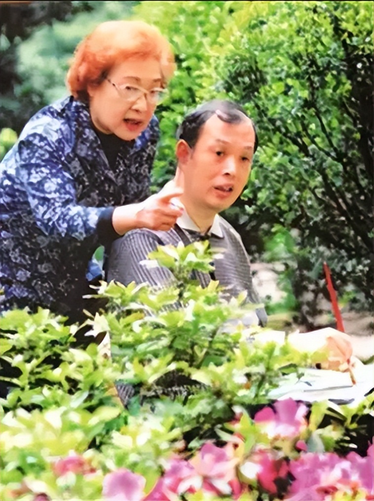 内地8对“影视姐妹花”：一样的美丽有名，命运却截然不同