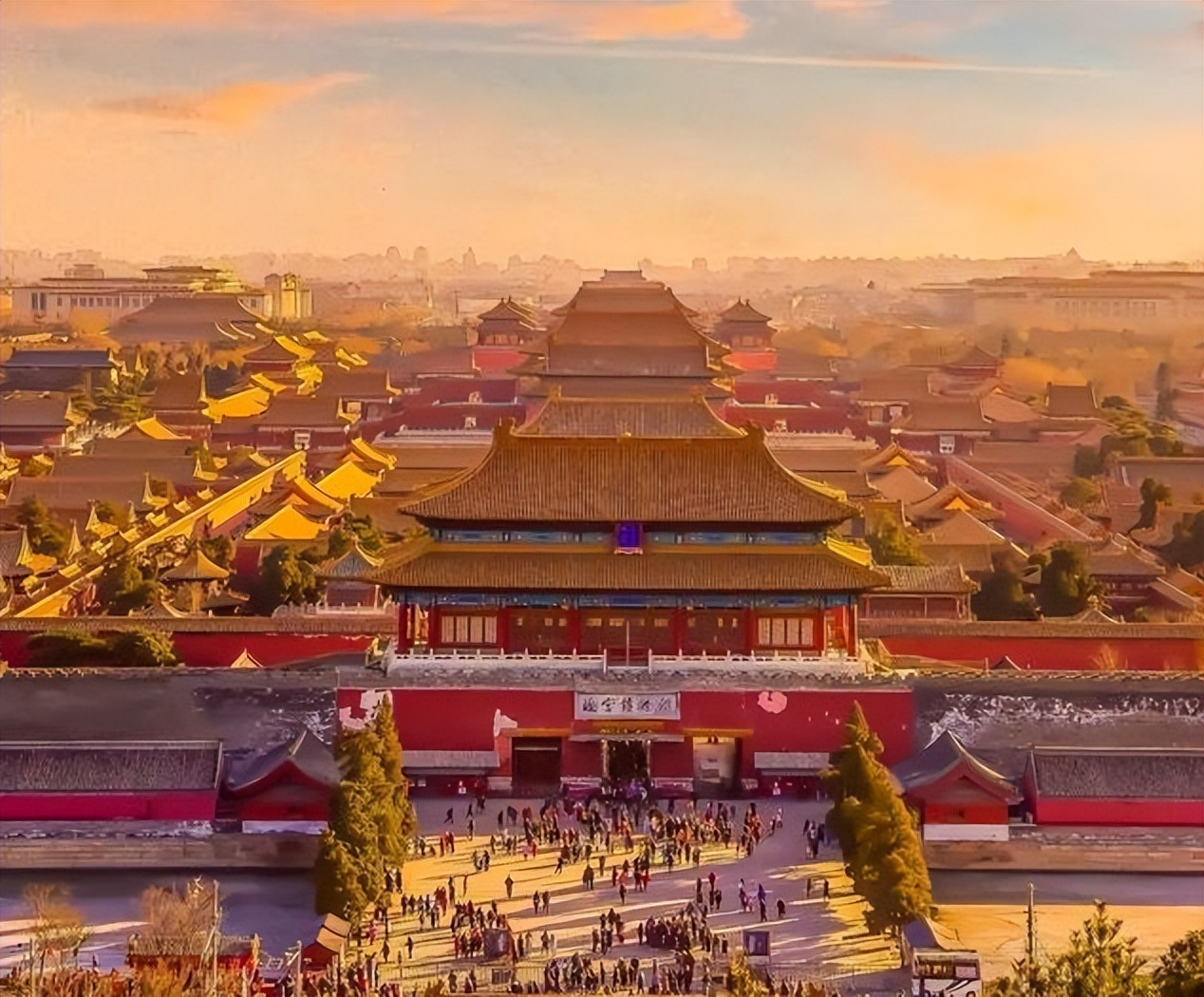 清朝的最后三年是怎么度过的,为什么都说隆裕亲手终结了大清