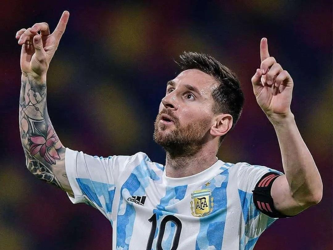 裸辞看梅西,90后裸辞小伙看梅西