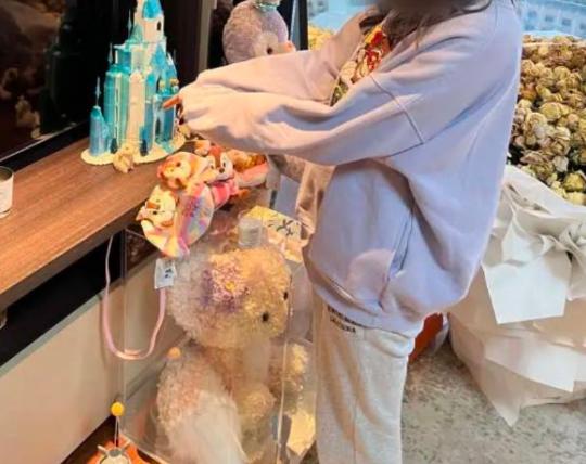 厂妹被戳穿,98年广东厂妹创业逆袭成董事长