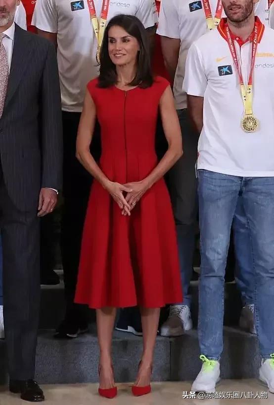 默克尔和普京看世界杯,罗赛夫和默克尔看世界杯