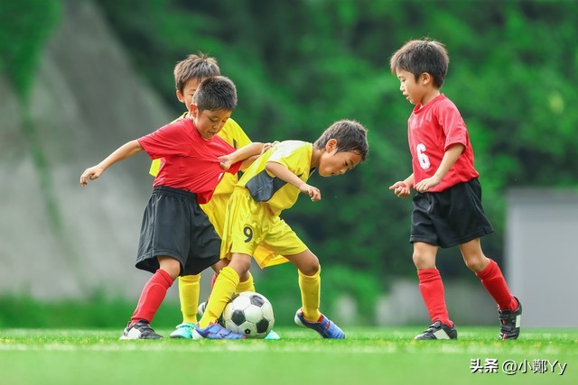中国足球绝杀日本足球,中国足球与日本的差距