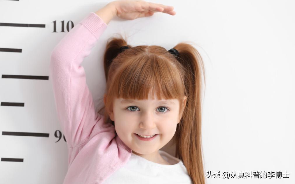 八岁男孩每天摸高跳多少下最好,12岁男孩冲刺摸高跳三个月