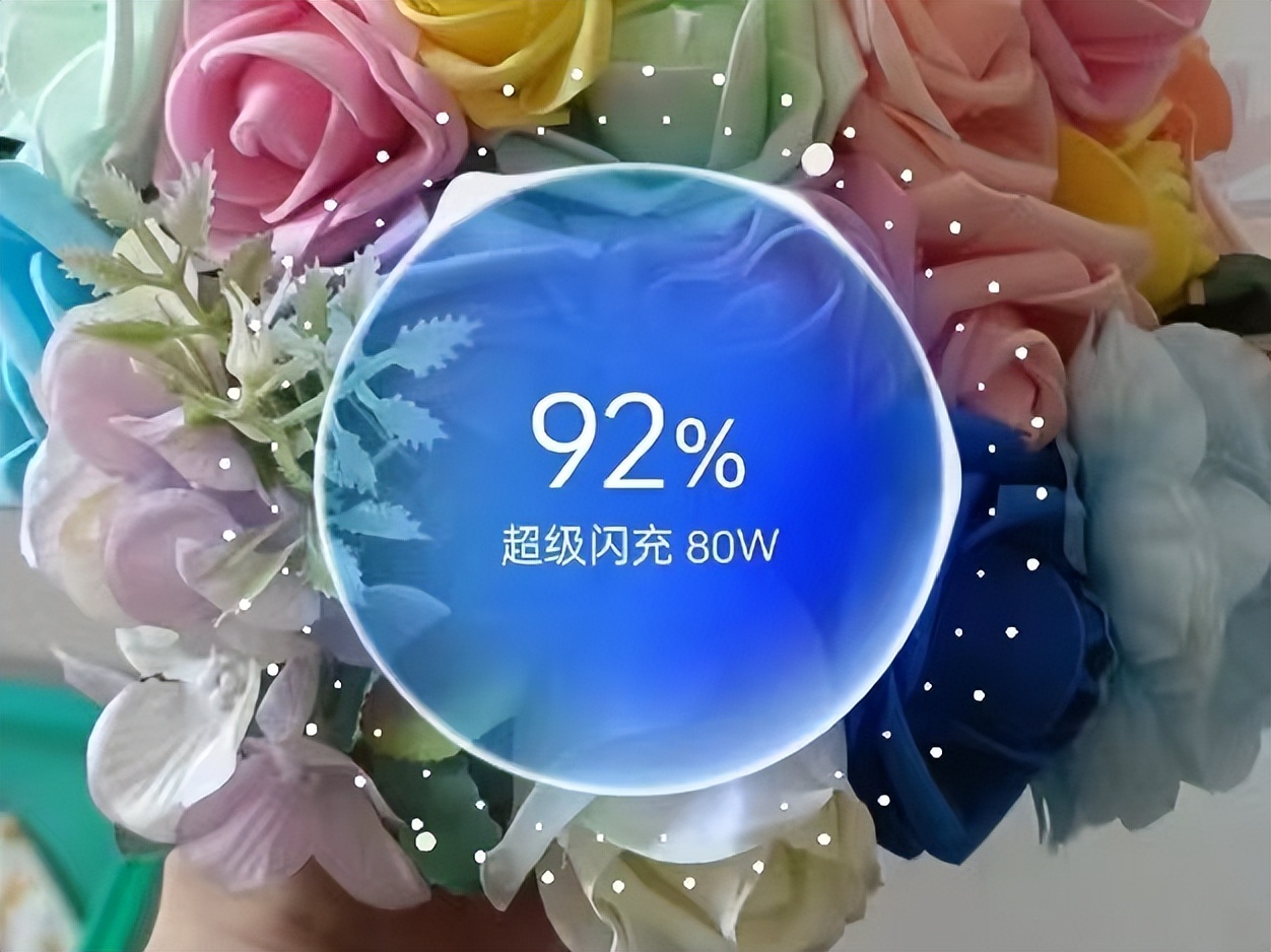 opporeno3和小米note11哪个好,vivos16和小米civi13拍照对比