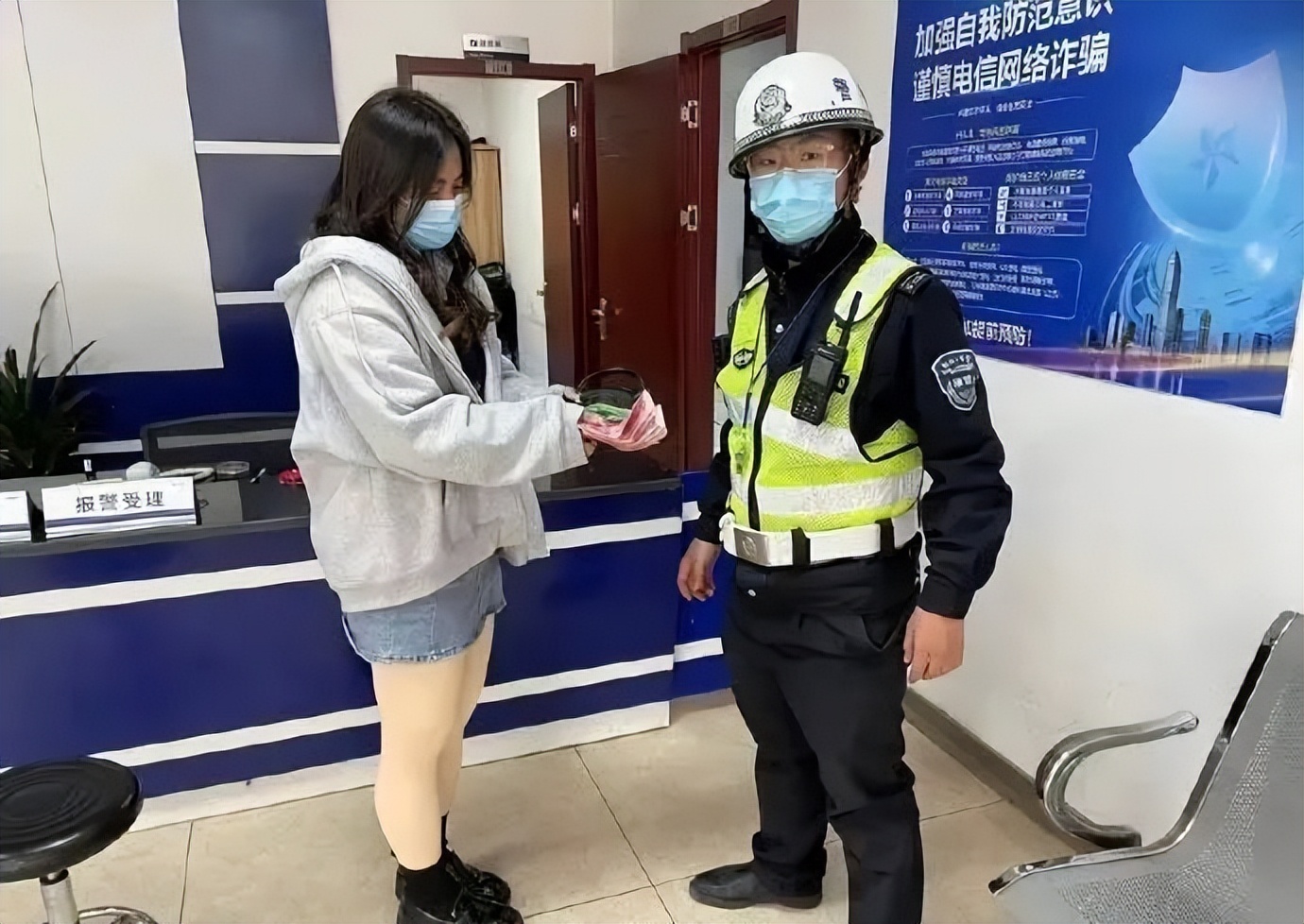 雷锋精神在今天的实际意义,雷锋精神活动视频