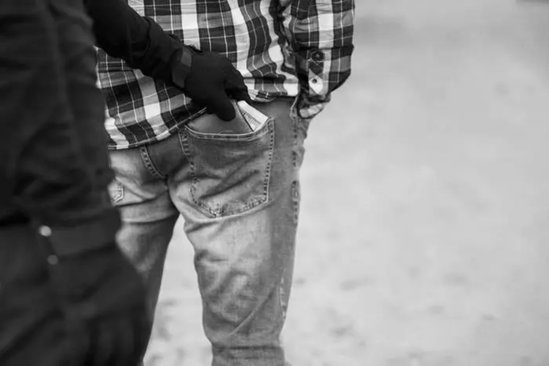 妻子出轨引起的杀妻惨案,真实案例妻子出轨叔叔案