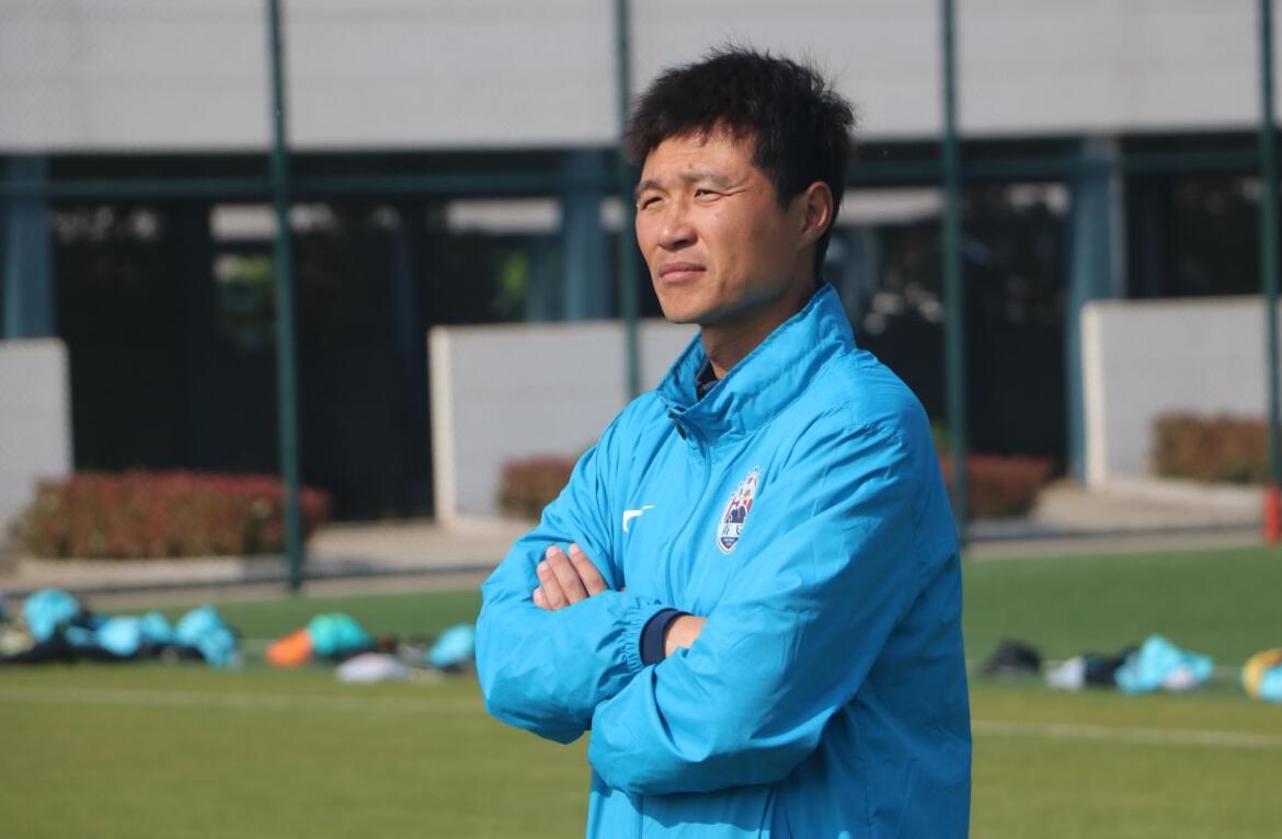 19年等待与传承！*安泰**足球迎来历史性一刻，刘金东期待主场首秀