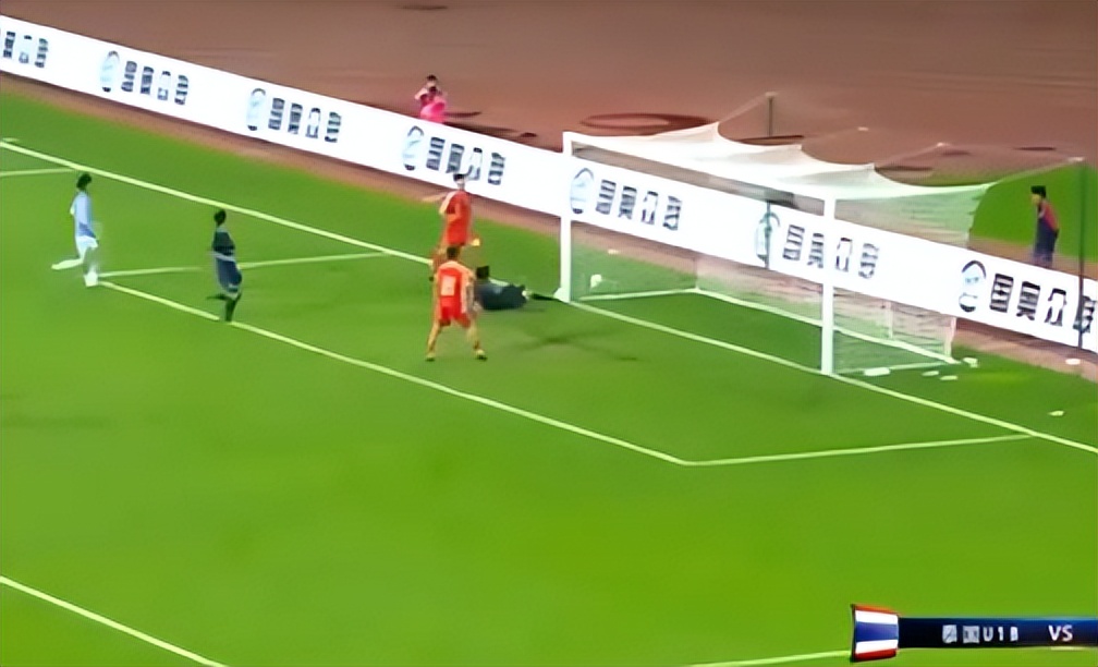 国足蛀虫李铁：罪行不止敛财上亿，戴罪立功曝光足坛背后*b大**oss