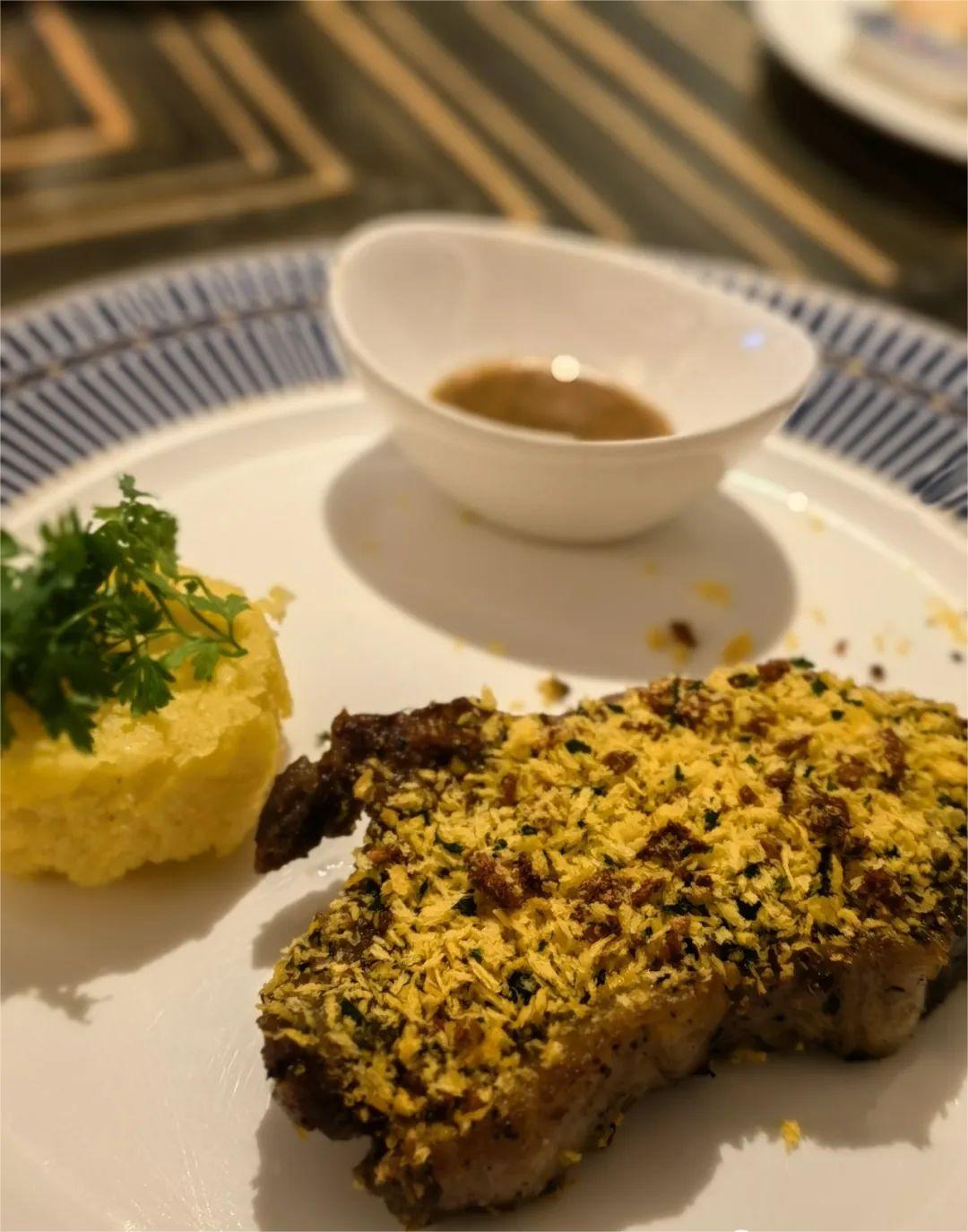 涔愰珮閰掑簵涓婃捣,涓婃捣涔愰珮鏃楄埌搴楁梺杈圭殑閰掑簵