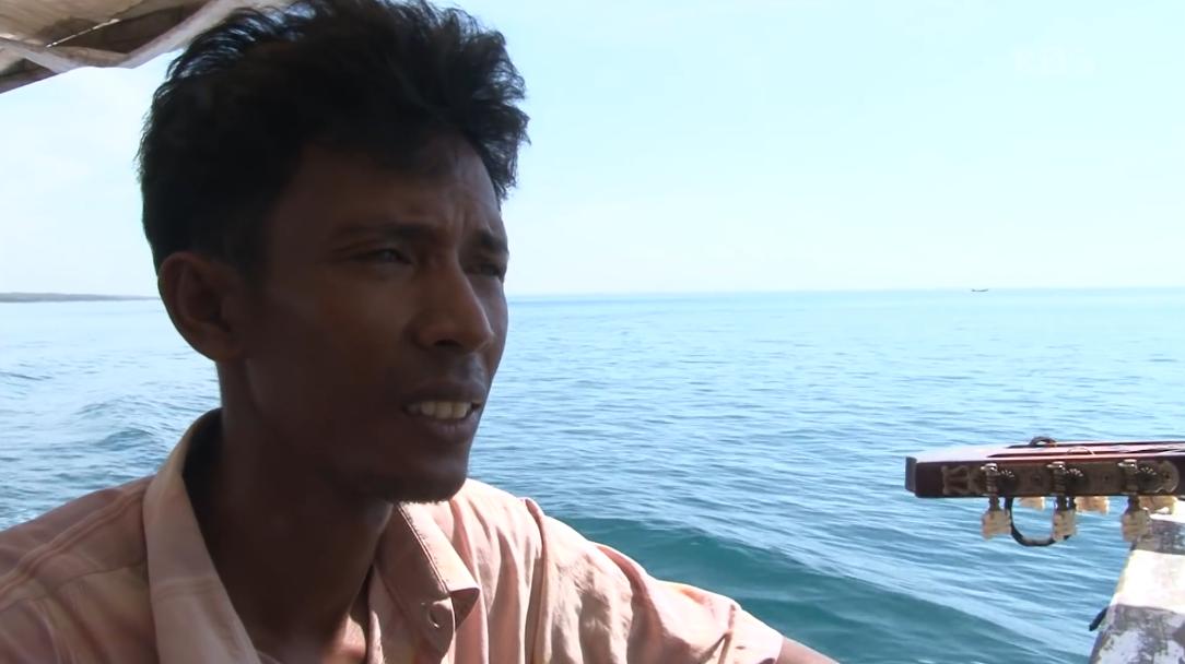 渔民捕获虎鲨,真实渔民钓到的虎鲨