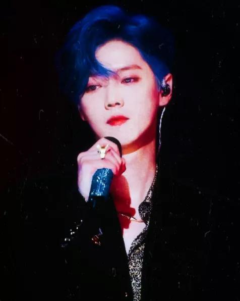 又土又浮夸，当男明星用上美颜滤镜，一个比一个怪异，太好笑了